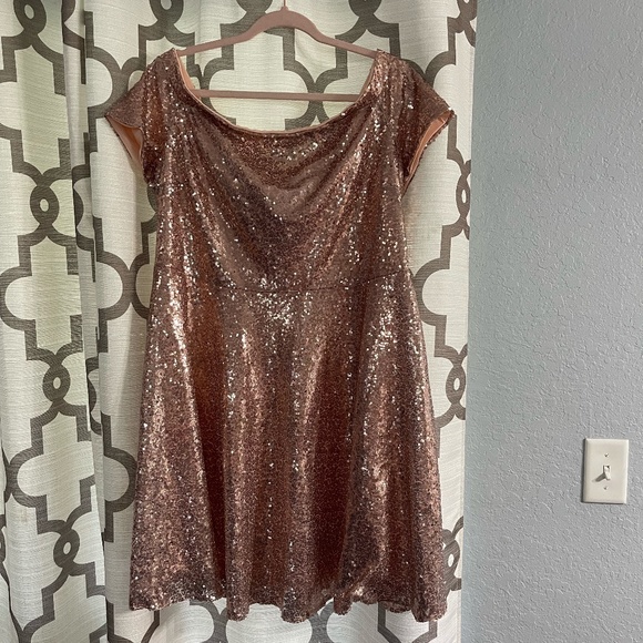 Grace Karin Dresses & Skirts - Rose gold dress